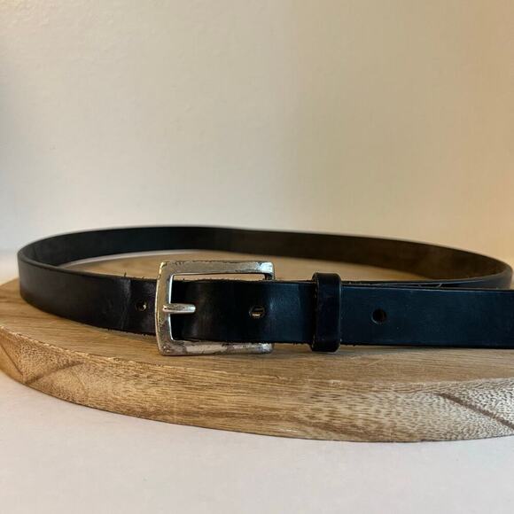 Eddie Bauer USA Made Genuine Italian Leather Worn in Unisex Belt Size XL - Picture 11 of 12